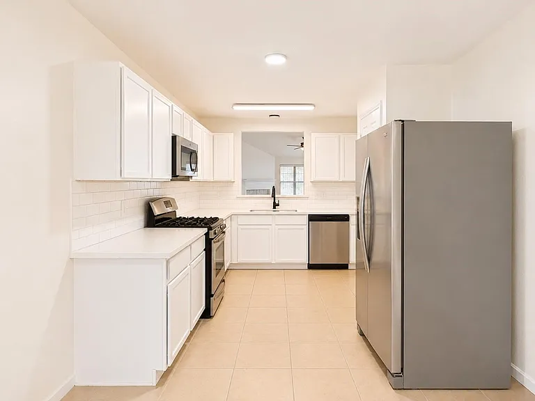 654 Cypresswood Trce — Photo 8
