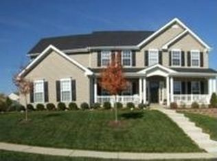 236 Meadowbrook Heights Dr, Wentzville, MO 63385