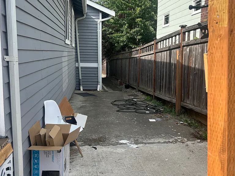 3012 S Bradford St — Photo 15