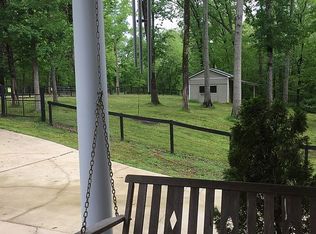 9450 Snow Hill Rd, Ooltewah, TN 37363