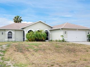 1100 NE 15th St, Cape Coral, FL 33909