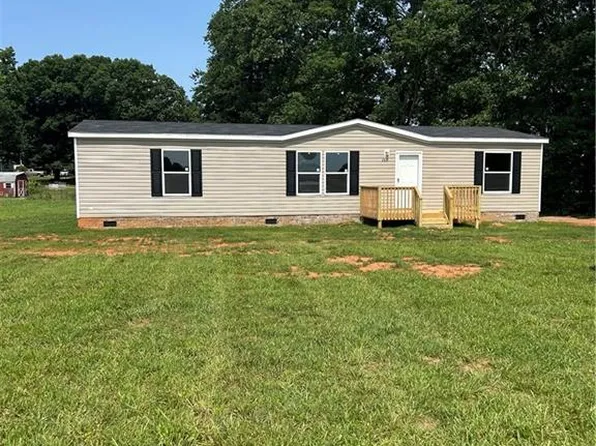 2531 Howards Bridge Rd, Union Grove, NC 28689