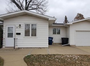 5 3rd St SE, Dickinson, ND 58601