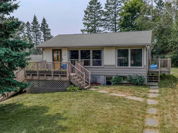 225 N Oak Bend Dr, Duluth, MN 55811