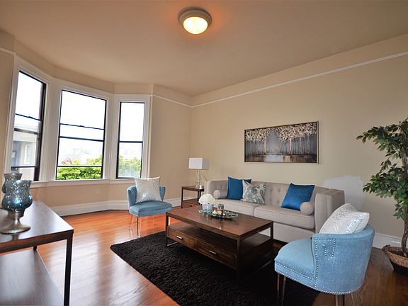 2nd image of 472 Greenwich St