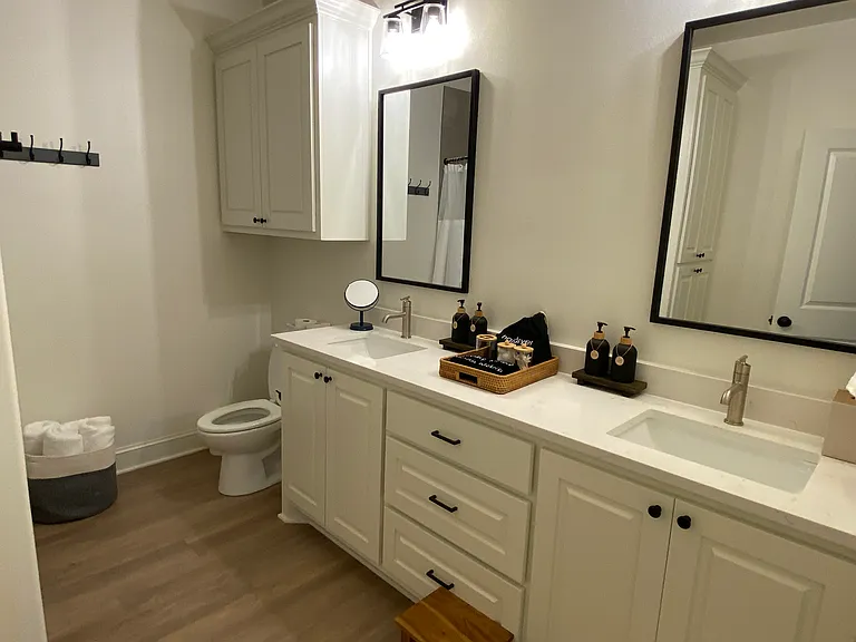 5910 Fordham St — Photo 25
