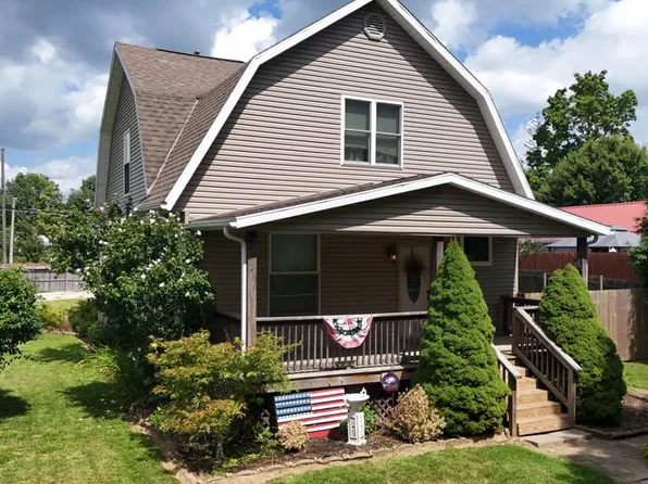 515 W Bucyrus St, Crestline, OH 44827
