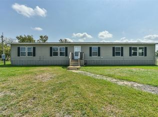 5910 County Road 675d, Rosharon, TX 77583