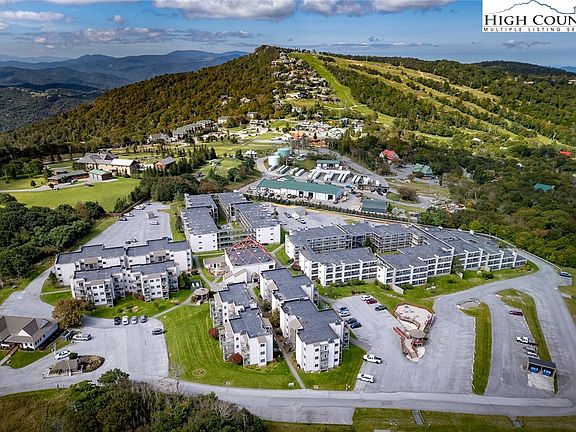 2nd image of 301 Pinnacle Inn Road #1203