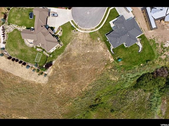 4th image of 3323 Fairfield Cir