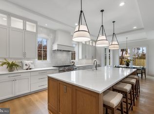 629 N Lincoln St N, Arlington, VA 22201