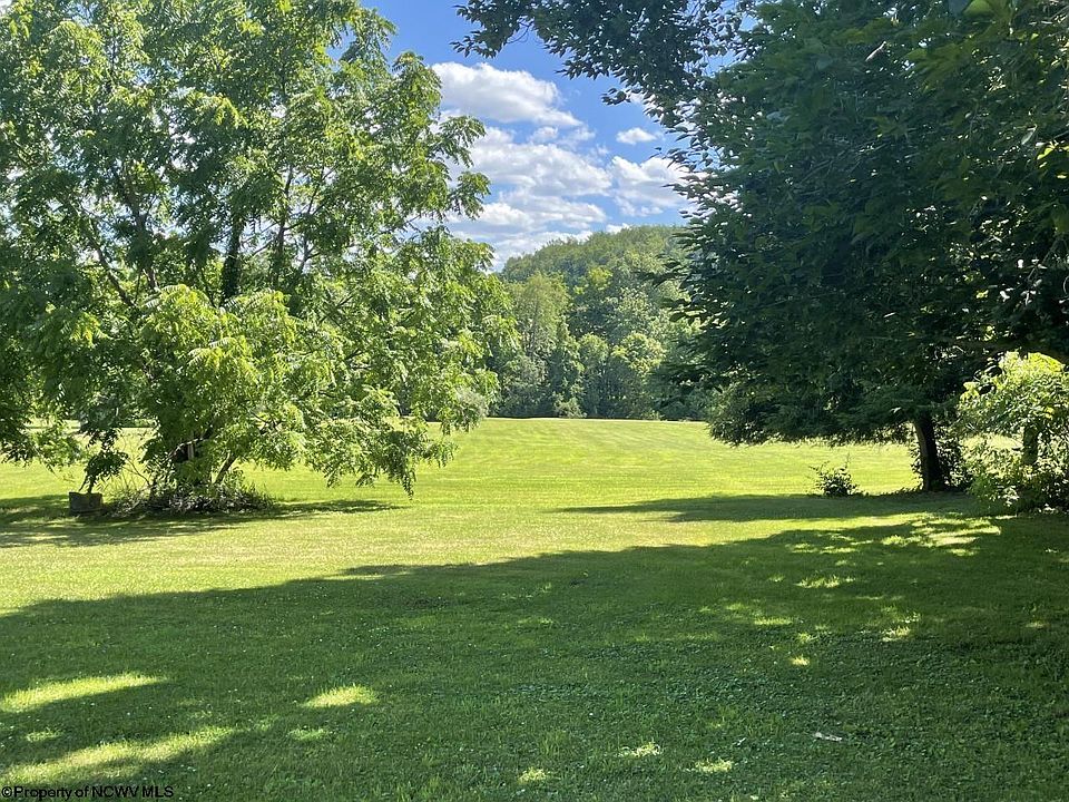 450 Gans Rd, Lake Lynn, PA 15451 Zillow