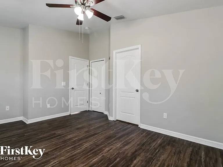 905 Lake Shore Ranch Dr — Photo 12