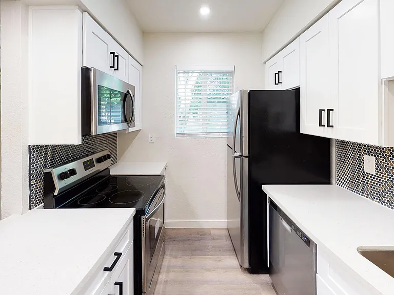 Aurora Villas — Photo 6