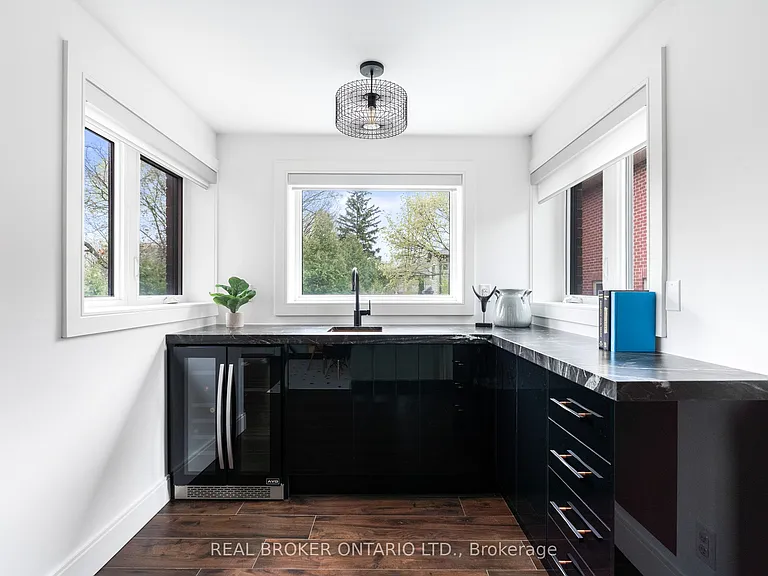17 Old Oak Rd — Photo 13