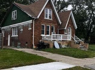 5733 Wayburn St, Detroit, MI 48224