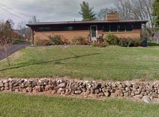 918 Ridgecrest Dr, Roanoke, VA 24019