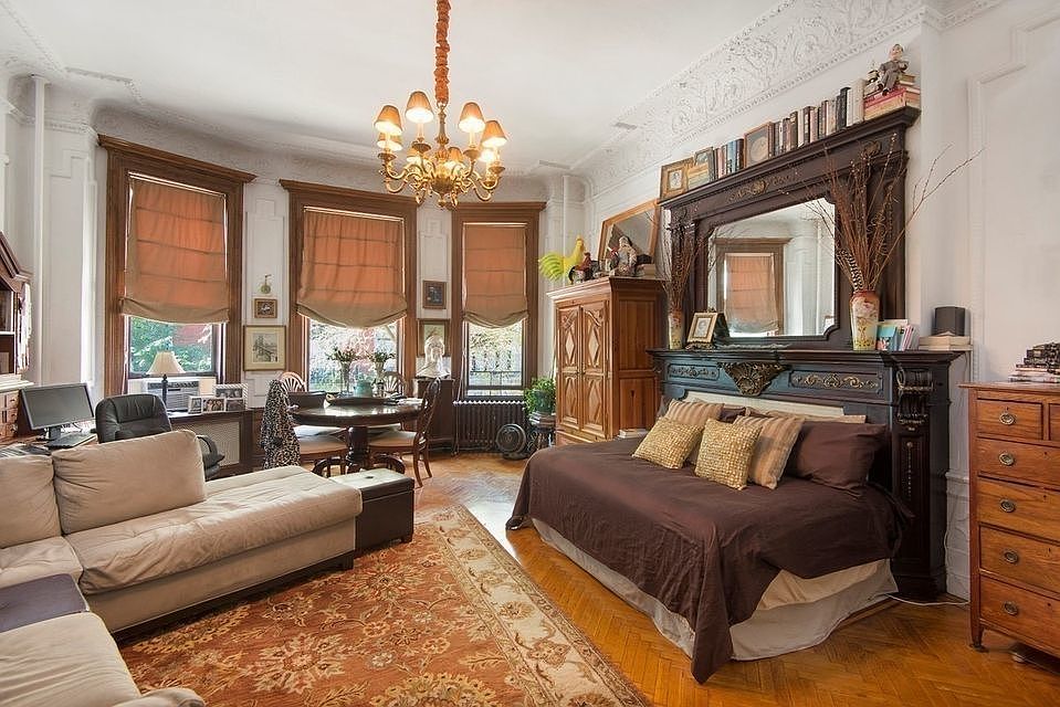 1st image of 321 W 108th St APT 2F