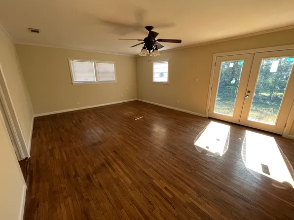 2761 Exter Dr, Mobile, AL 36606