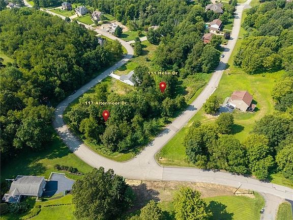 3rd image of 111 Helin Dr