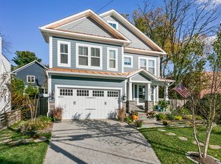 2449 N Lexington St, Arlington, VA 22207