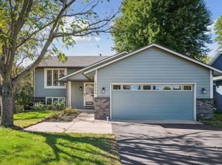 10390 Eagle St NW, Coon Rapids, MN 55433