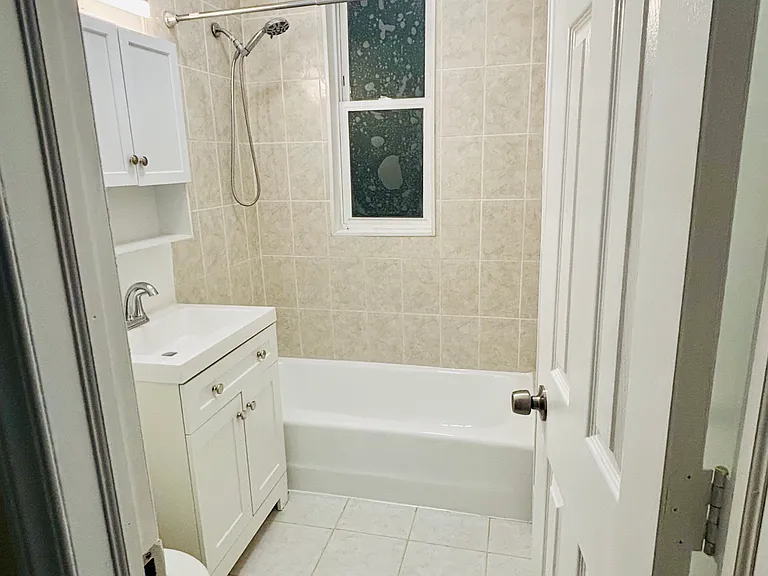 0 Randall Ave #2 — Photo 7