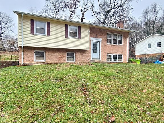 3rd image of 12513 Colby Dr
