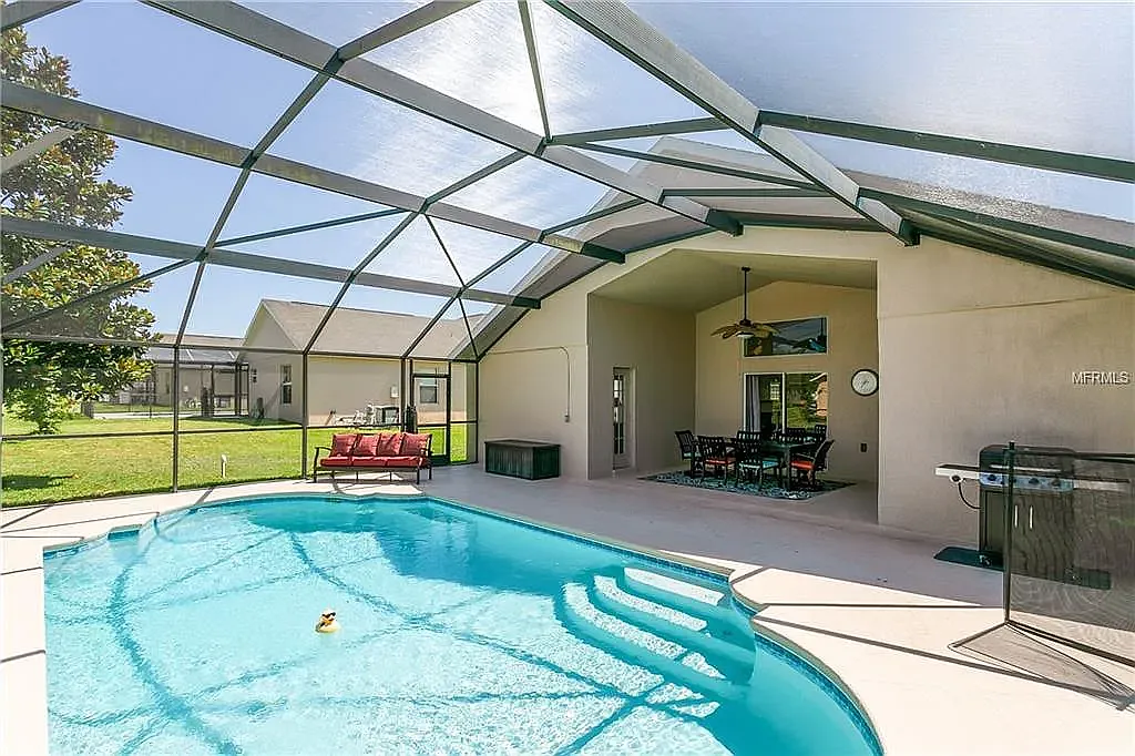 5 bed, 2187 sqft, $2,495 — Photo 1