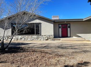 12 Stanley Rd, Edgewood, NM 87015