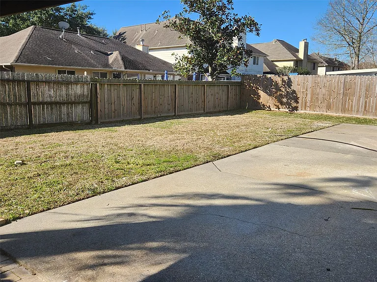 3131 Signal Hill Dr — Photo 8