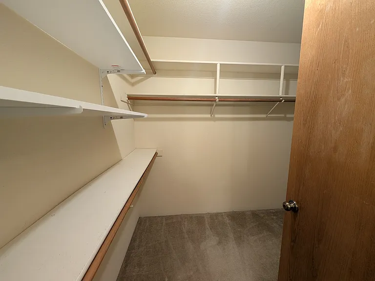 1008 Duffin Dr — Photo 13