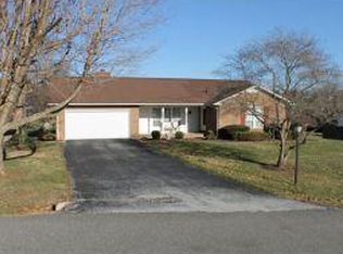18415 Windsor Ln, Abingdon, VA 24211