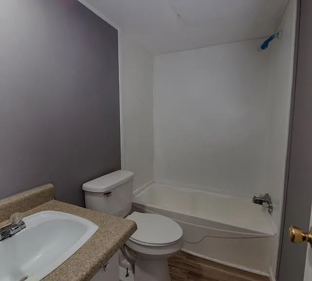 300 Randell Dr #17 — Photo 12