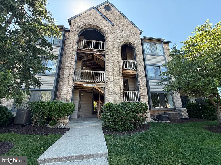 4306 Aberdeen Dr #A — Photo 1