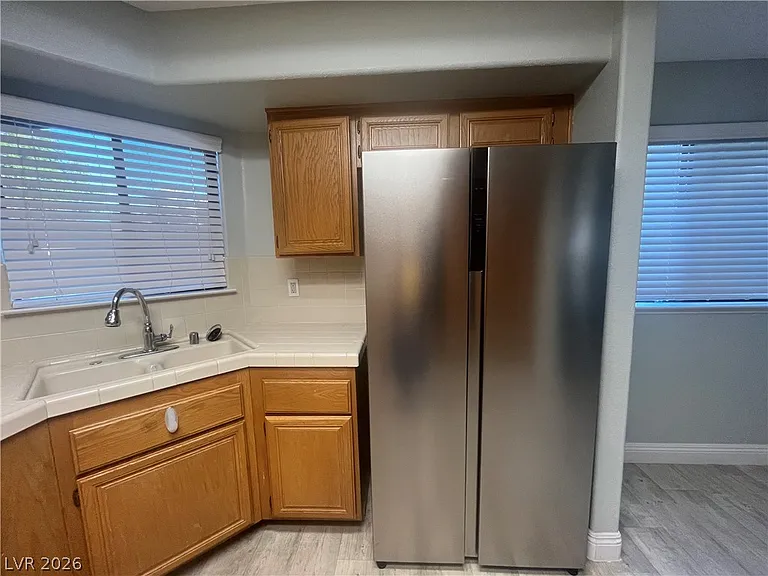 3611 Laguna Del Sol Dr — Photo 11