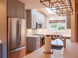 662 Springer Ter, Los Altos, CA 94024