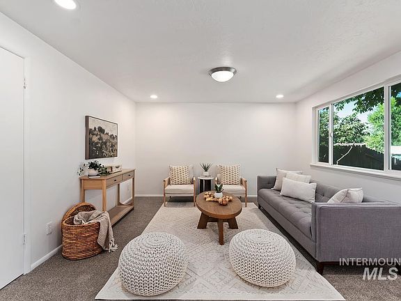 4th image of 4026 N Vera St