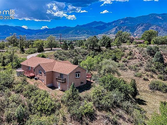 4th image of 2205 Mesa Rd
