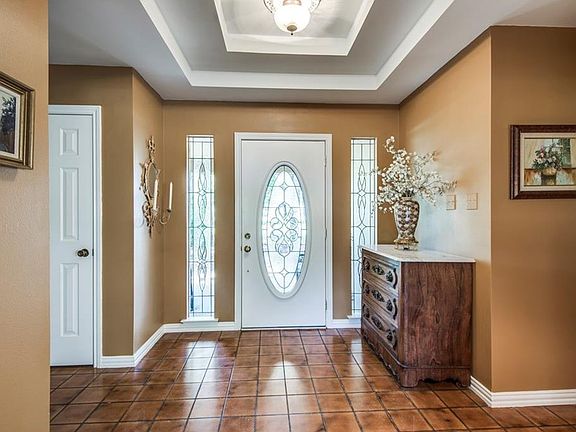 4th image of 520 Oakridge Trl