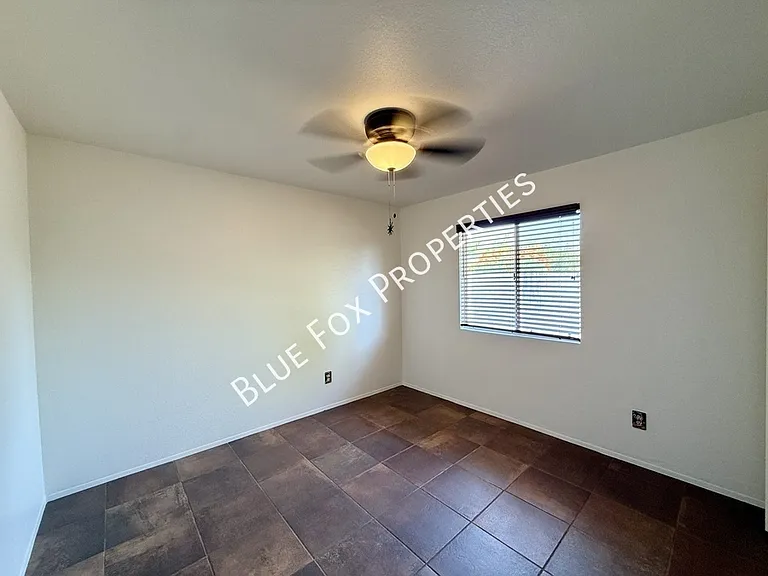 7650 N Rasmussen Ave — Photo 6