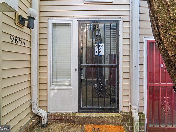 2nd image of 9853 Lake Shore Dr
