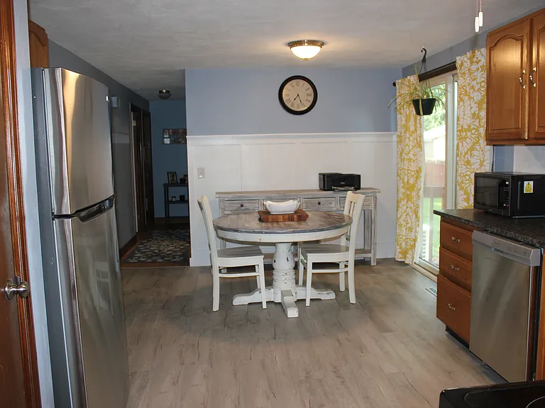 108 Lloyd Ave — Photo 5