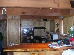 785 Mountain Ln, Big Bear City, CA 92314