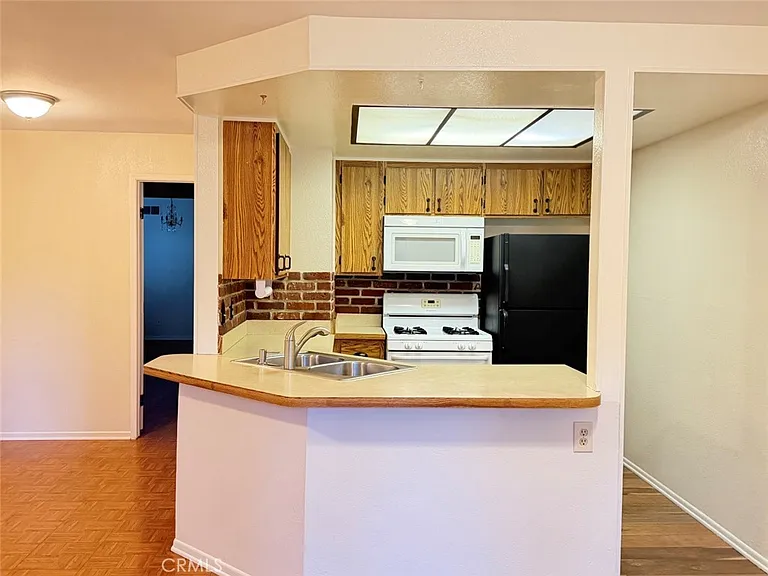 12394 Rock Springs Ct — Photo 24