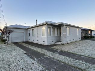 1536 Newburg Rd, Fortuna, CA 95540