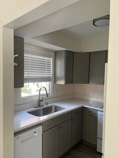 3 bed, 1500 sqft, $2,200 — Photo 2