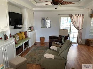 512 W Clam Cir, Port Isabel, TX 78578