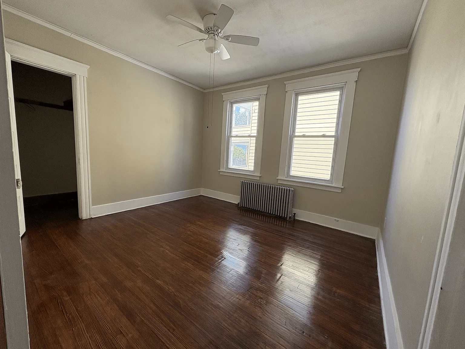 2 bed, 1050 sqft, $1,799 — Photo 4