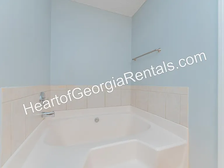 1210 Johnson Rd — Photo 9